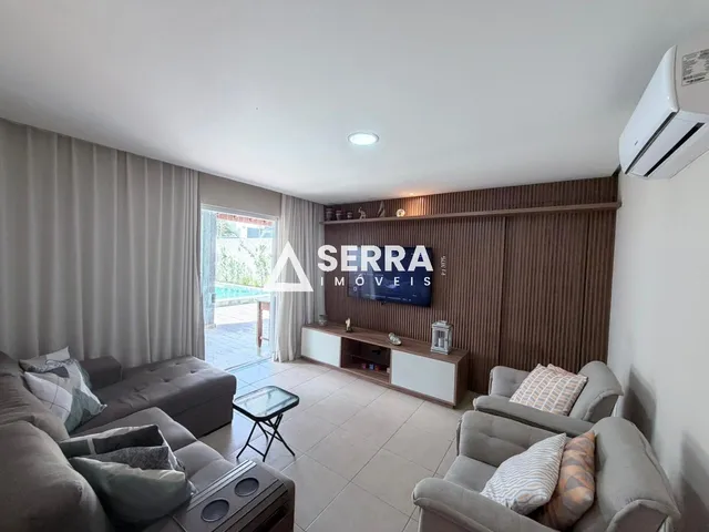 Imagem 6: Buraquinho | Casa com 258m² | 4/4 com 2 Suítes | Piscina | Energia Solar