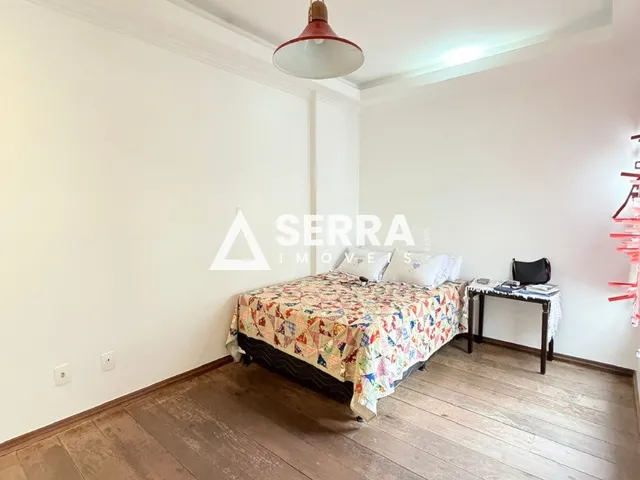 Imagem 10: Ondina | 3 Quartos (2 Suítes) | 180 m² | 2 Vagas Soltas