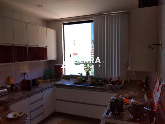 Imagem 3: Patamares Casa Triplex 345 m² 4 Quartos (2 Suítes) Varanda Gourmet Vista Mar