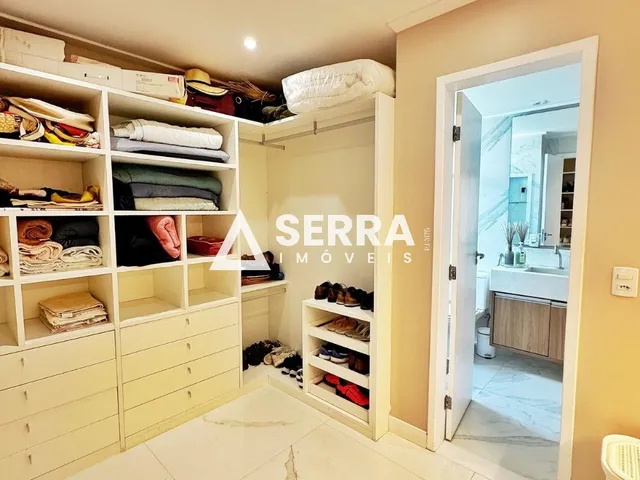Imagem 3: Alphaville 2 | Casa de Alto Padrão | 4 Suítes | 373m²