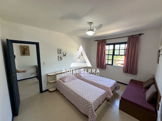 Imagem 2: Interlagos - 1.320m² total - Nascente - 4 quartos sendo 2 suítes - Armários - Área