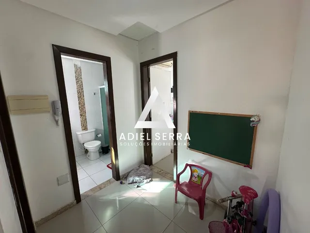 Imagem 8: Lauro de Freitas - 265m² total - 2 pavimentos - 4/4 com 3 suítes - Banheiro social