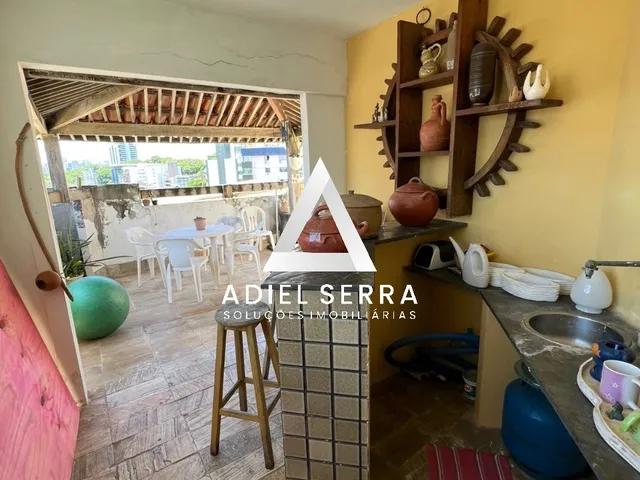 Imagem 2: Rio Vermelho - 187m² - Duplex - Cobertura - 3 quartos sendo 2 suítes - Dependência