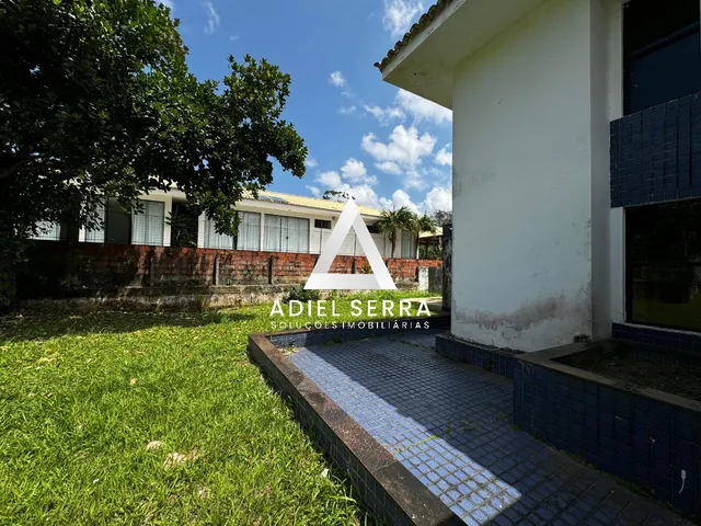 Imagem 5: Laura de Freitas - 3.300m² - 4 quartos sendo 3 suítes - 80% plano - Piscina - Quiosque