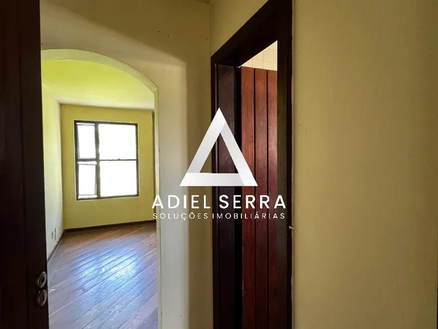 Imagem 10: Laura de Freitas - 3.300m² - 4 quartos sendo 3 suítes - 80% plano - Piscina - Quiosque