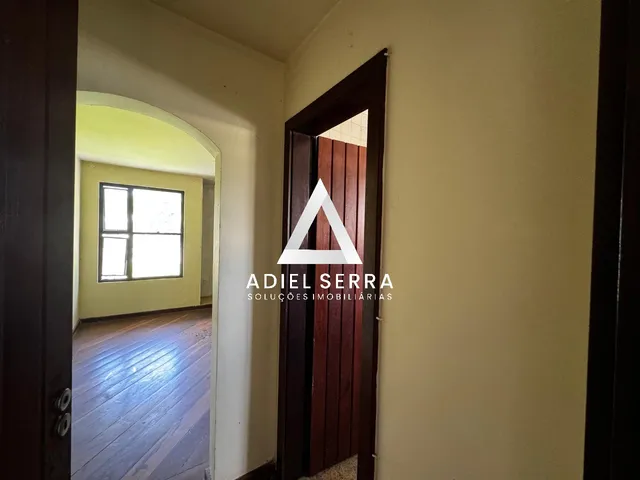 Imagem 14: Laura de Freitas - 3.300m² - 4 quartos sendo 3 suítes - 80% plano - Piscina - Quiosque