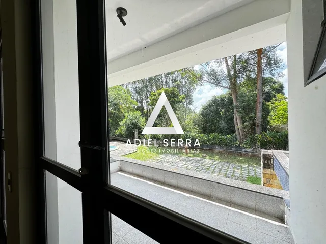 Imagem 13: Laura de Freitas - 3.300m² - 4 quartos sendo 3 suítes - 80% plano - Piscina - Quiosque