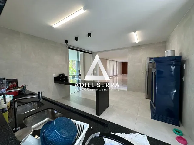 Imagem 3: Busca Ville - 910m² total - Recém construída - 5 suítes - Closets - Climatização