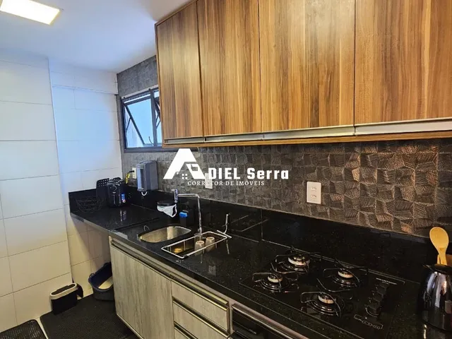 Imagem 5: Pituba - 79m² - Decorado - Nascente - Andar alto - 2 suítes sendo 1 c/ closet - Varanda
