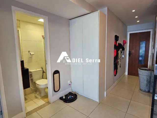 Imagem 15: Pituba - 79m² - Decorado - Nascente - Andar alto - 2 suítes sendo 1 c/ closet - Varanda