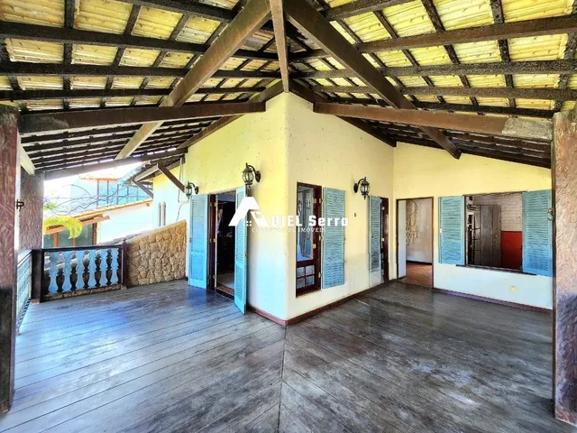 Imagem 16: Piatã - 675m² total - 5 quartos - 2 suítes - Gabinete - Despensa - 2 varandas - Placa