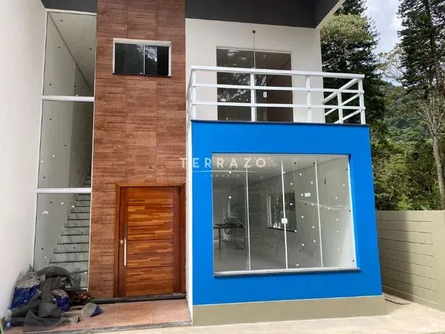 Imagem: Casa Duplex com 4 Suítes À Venda / R$