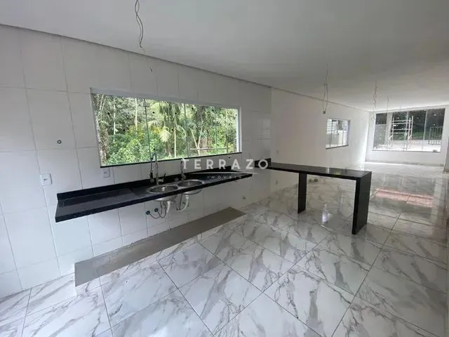 Imagem 10: Casa Duplex com 4 Suítes À Venda / R$ 980 Mil / Granja Guarani / Código 3516