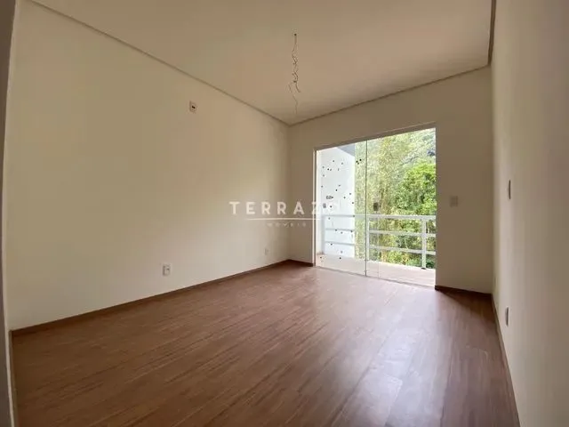 Imagem 7: Casa Duplex com 4 Suítes À Venda / R$ 980 Mil / Granja Guarani / Código 3516