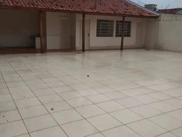 Imagem 10: Casa Térrea com 05 Quartos, Bairro Santo Antonio