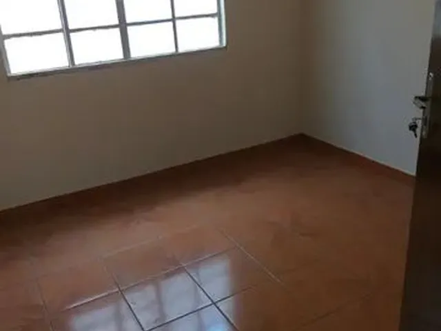 Imagem 3: Casa Térrea com 05 Quartos, Bairro Santo Antonio