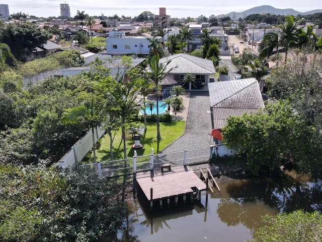 Imagem: CASA À VENDA, CENTRO, PENHA - SC