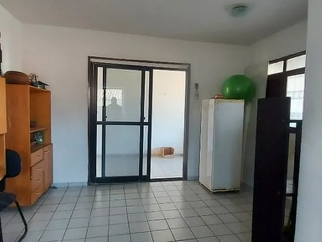 Imagem 10: Casa com 04 Quartos no 13 de Maio, Ventilada