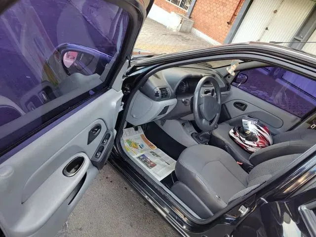 Imagem: Clio Completo 2011