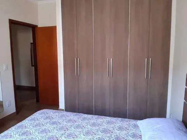 Imagem 5: Vendo Linda Casa com 3 Quartos em Queimados