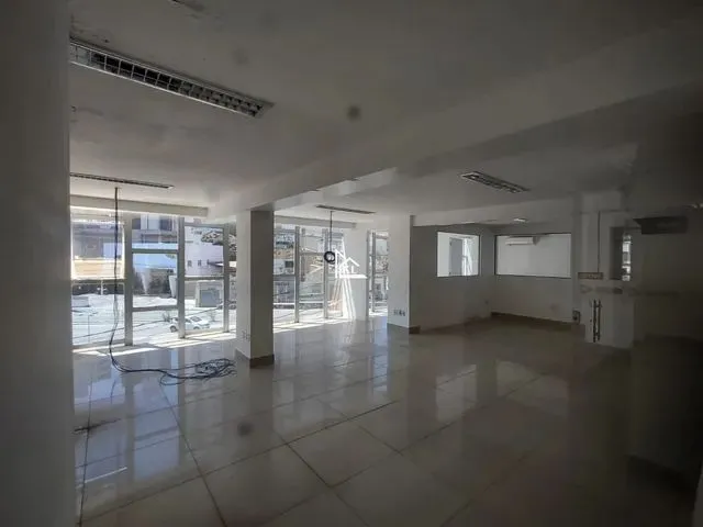 Imagem 7: Excelente Sala Comercial - 2º Andar - Perfeita Localização- 160M2 - Semi Mobiliada