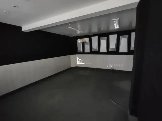 Imagem 11: Excelente Sala Comercial - 2º Andar - Perfeita Localização- 160M2 - Semi Mobiliada
