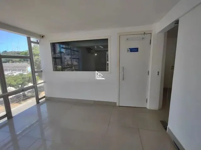 Imagem 6: Excelente Sala Comercial - 2º Andar - Perfeita Localização- 160M2 - Semi Mobiliada