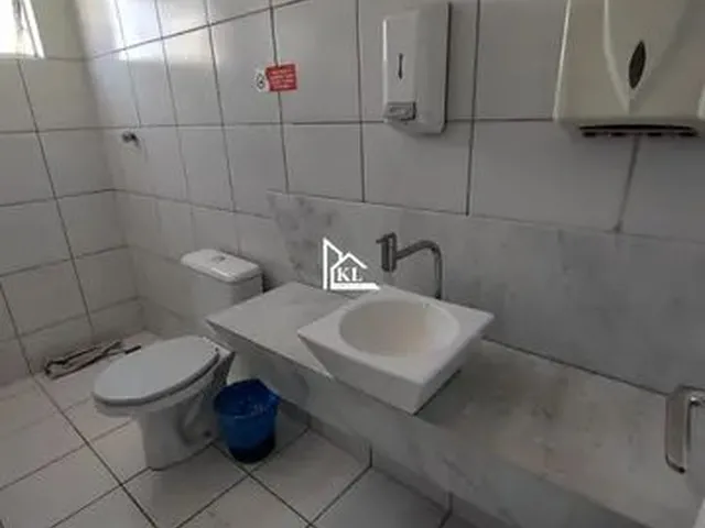 Imagem 8: Excelente Sala Comercial - 2º Andar - Perfeita Localização- 160M2 - Semi Mobiliada