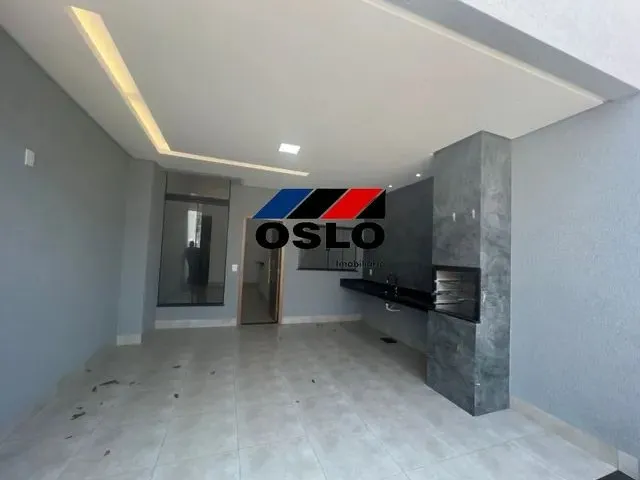 Imagem: Casa com 03 Quartos, Sendo 01 Suite, Churrasqueira
