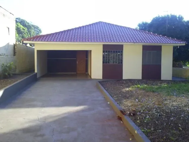 Imagem: Casa para Venda com 3 Quartos e Terreno
