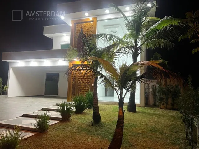 Imagem: Casa para Locação Anual - Alto Padrão