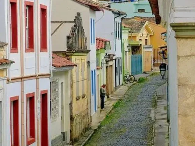 Imagem: Sobrado 3 Andares no Centro Histórico