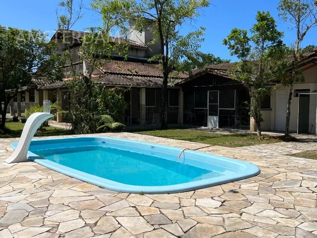 Imagem: Casa À Venda em Condomínio Fechado com