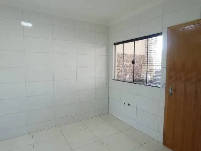 Imagem 2: Casa a Venda no Montese com 2 Quartos