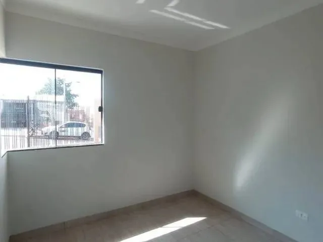 Imagem 4: Casa a Venda no Montese com 2 Quartos