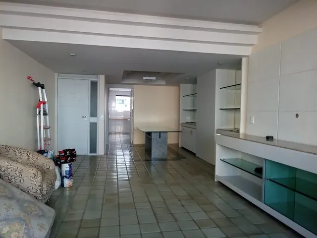 Imagem: O apartamento possui 3 Dormitórios, 1 Suíte, 3 Banheiros,