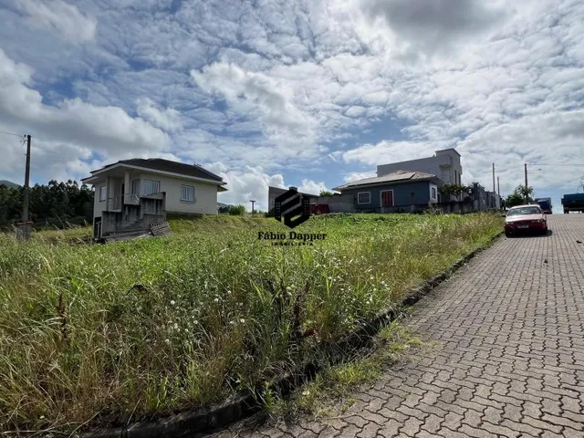 Imagem: Terreno de Esquina À Venda no Bairro Bela