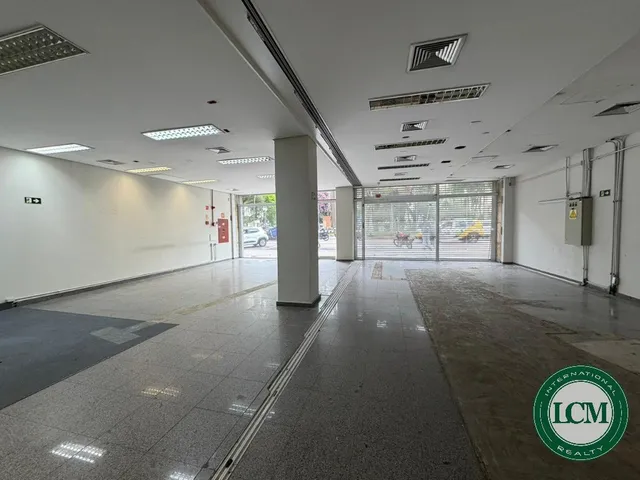 Imagem: Sala comercial com 25 vagas de garagem