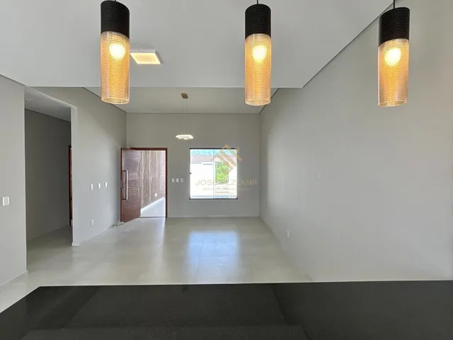 Imagem 4: Residência com excelente acabamento no Loteamento Violeta