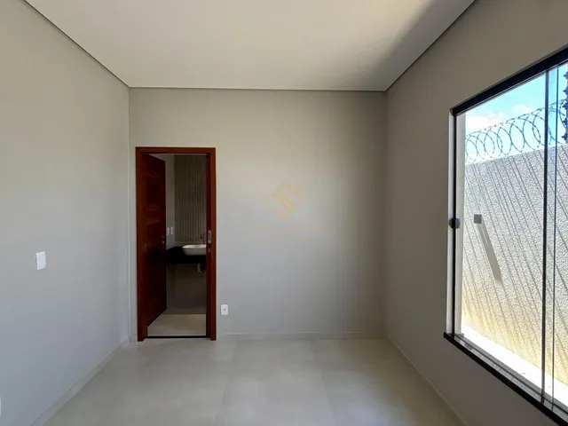 Imagem 10: Residência com excelente acabamento no Loteamento Violeta
