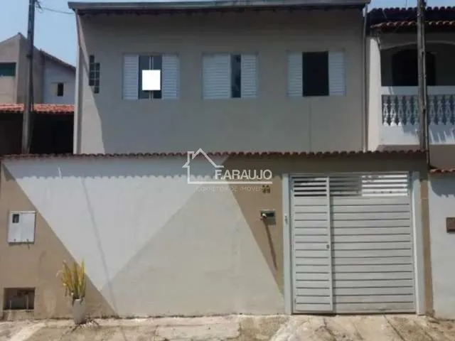 Imagem: A casa possui 5 Dormitórios, 2 Suítes, 2 Banheiros, 3