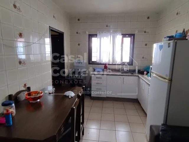 Imagem 8: CASA DE ALVENARIA DE 143m² COM TRÊS DORMITÓRIOS SENDO UMA SUÍTE