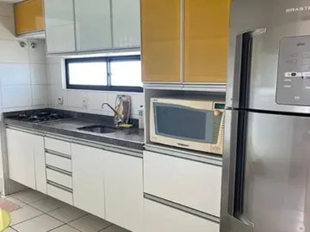 Imagem 15: Apartamento para Alugar com 2 Quartos no Farol