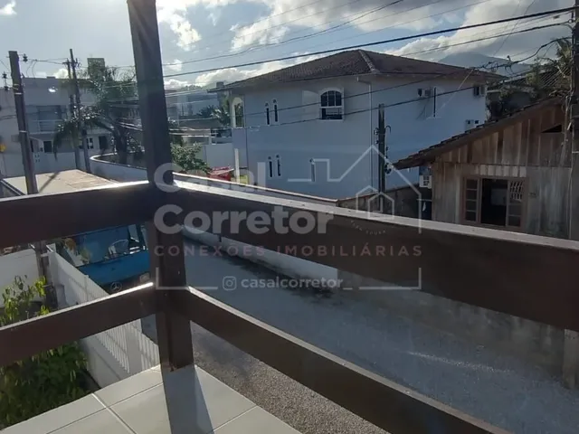 Imagem 7: CASA ESPAÇOSA COM 3 DORMITÓRIOS EM BAIRRO PRIVILEGIADO