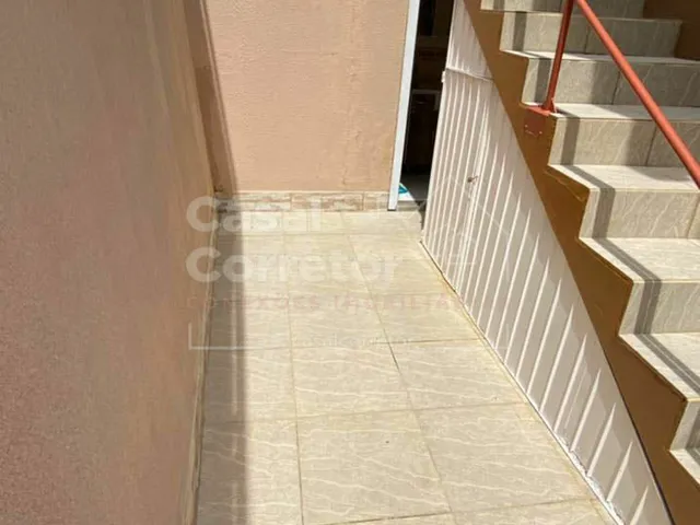 Imagem 15: CASA DE ALVENARIA DE 220m² COM 4 DORMITÓRIOS SENDO 1 SUÍTE