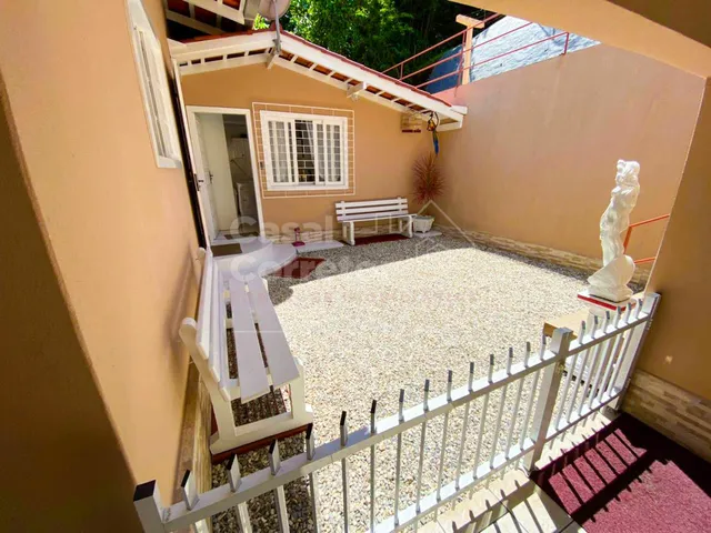 Imagem 8: CASA DE ALVENARIA DE 220m² COM 4 DORMITÓRIOS SENDO 1 SUÍTE