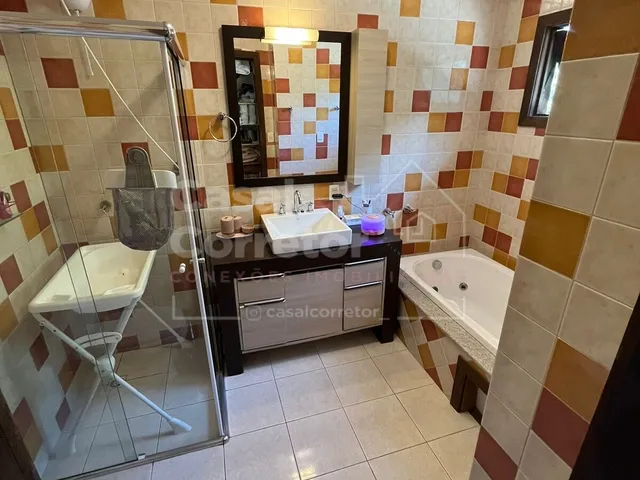 Imagem 9: CASA DE DOIS PAVIMENTOS COM 4 DORMITÓRIOS SENDO 2 SUÍTES (1 MASTER