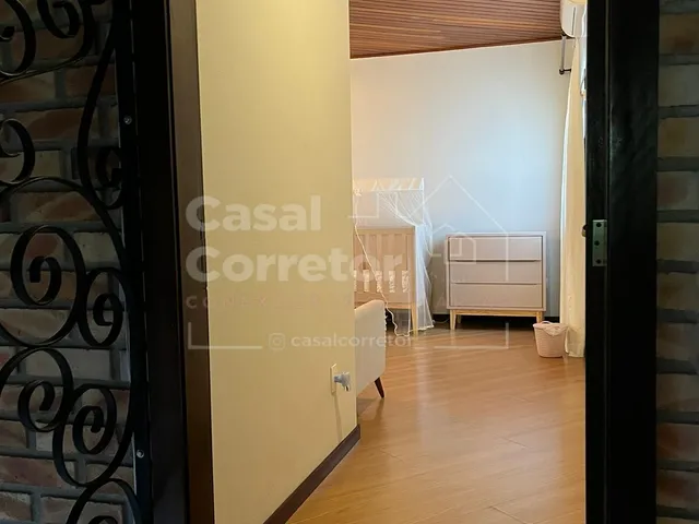 Imagem 4: CASA DE DOIS PAVIMENTOS COM 4 DORMITÓRIOS SENDO 2 SUÍTES (1 MASTER