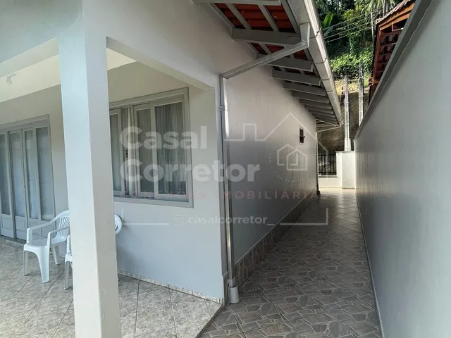 Imagem 2: CASA SEMI MOBILIADA COM 3 DORMITÓRIOS SENDO 1 SUÍTE