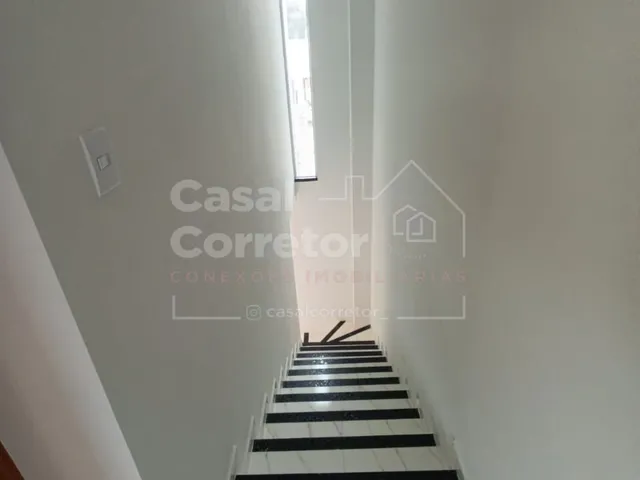 Imagem 2: LINDA CASA GEMINADA DE 2 SUÍTES